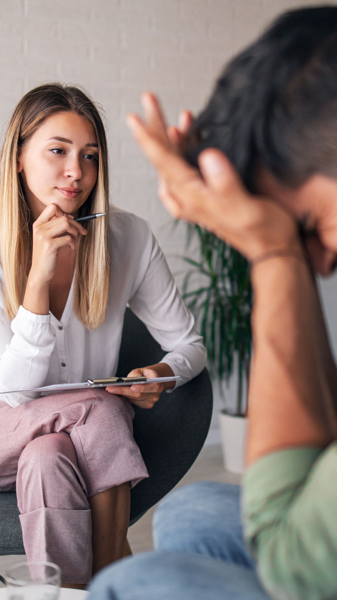 Hispanic Psychotherapist NYC